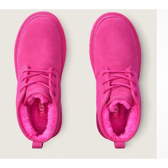 Authentic UGG brand Women's Neumel Chukka Boots - Picture 2 of 5